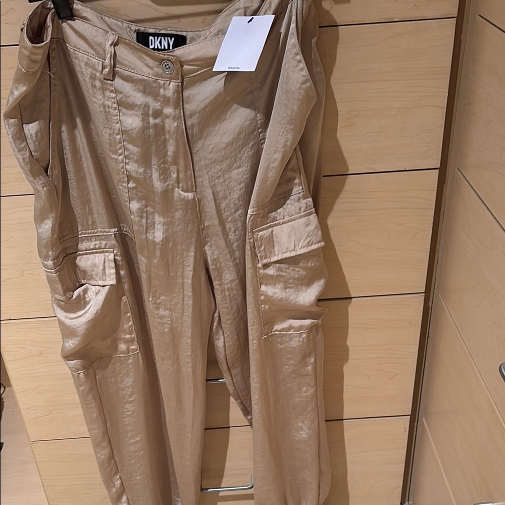 DKNY Cream and Gold Joggers Relaxed Fit